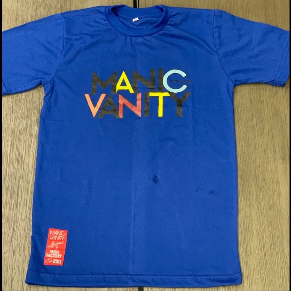 Blue International t shirt